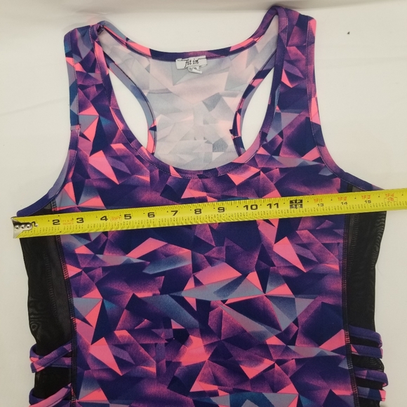Fit in Womans Size L/XL Athletic Tank Top Geometric Pattern Purple Pink Slim Fit - Picture 4 of 7